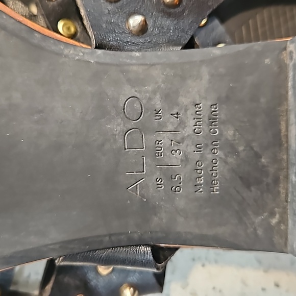 Spike studded Aldo sandals - Picture 4 of 5